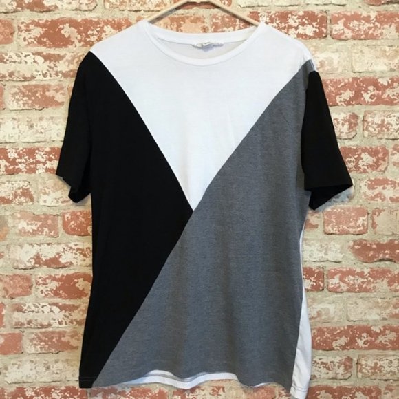 Forever 21 Other - Forever 21 Men Color Block Tee